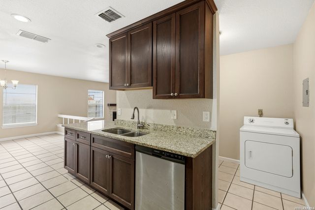 4918 Dare, San Antonio, TX 78217