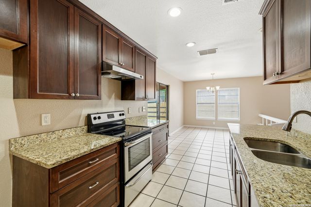 4918 Dare, San Antonio, TX 78217