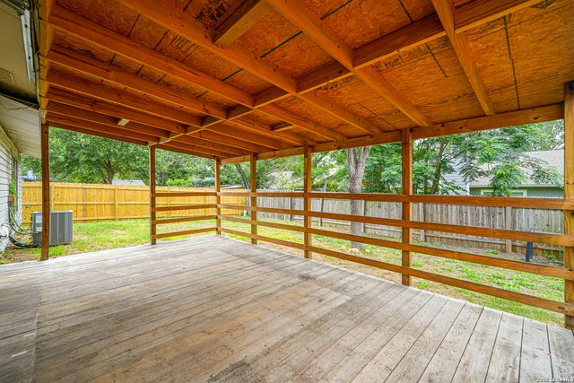 4918 Dare, San Antonio, TX 78217