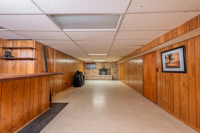 6325 Keokuk Road, Indian Head Park, IL 60525