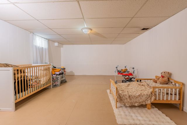 6325 Keokuk Road, Indian Head Park, IL 60525