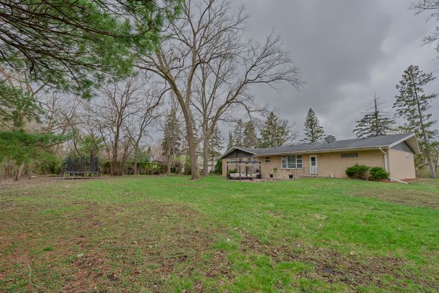 6325 Keokuk Road, Indian Head Park, IL 60525