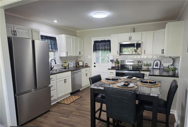 2709 Orange Street, Greensboro, NC 27405