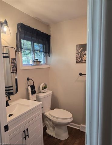2709 Orange Street, Greensboro, NC 27405