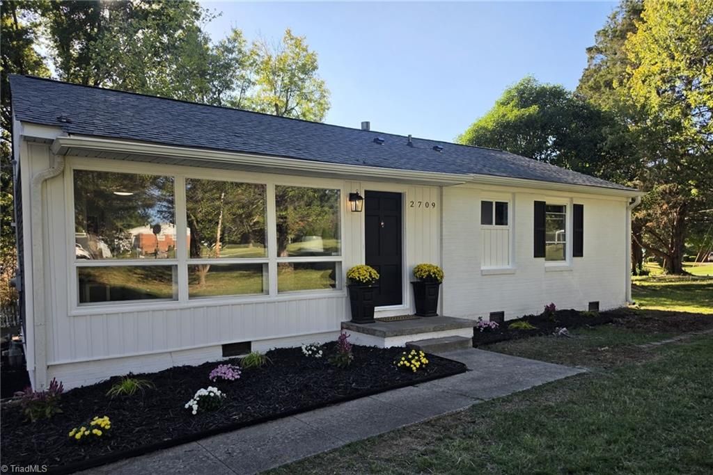 2709 Orange Street, Greensboro, NC 27405