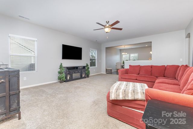 208 Clove Hitch Drive, Statesville, NC 28677