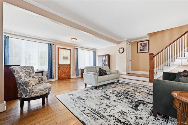 53 Larch Avenue, Floral Park, NY 11001