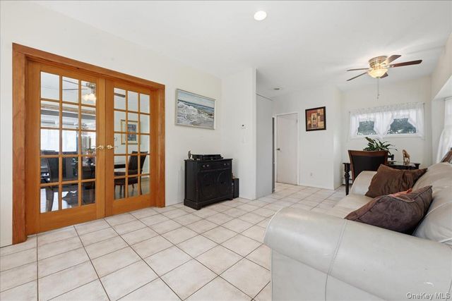 53 Larch Avenue, Floral Park, NY 11001