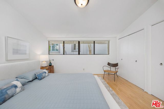 11650 Mayfield Avenue 3, Los Angeles, CA 90049