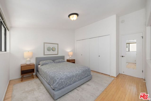11650 Mayfield Avenue 3, Los Angeles, CA 90049
