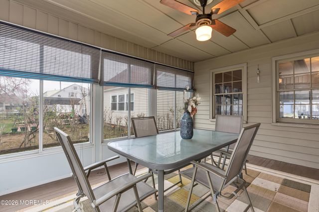 20 Surrey Drive, Hazlet, NJ 07730