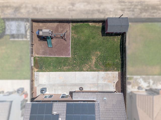 2223 E La Vida Avenue, Visalia, CA 93292