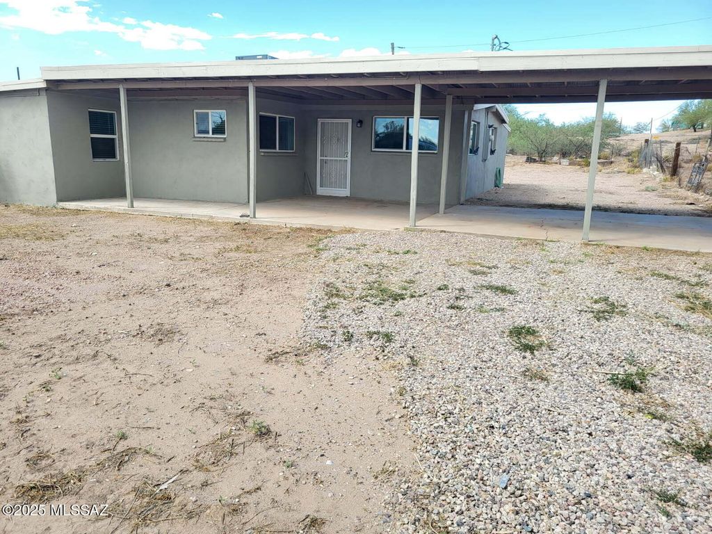 10110 S Green Drive, Tucson, AZ 85756