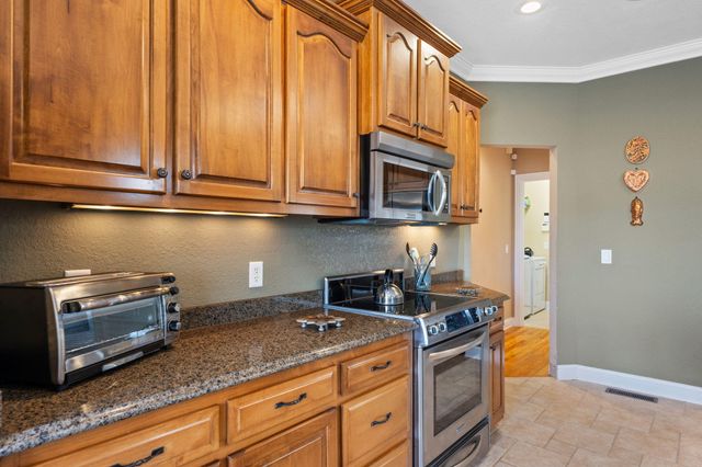 1703 Criswell Court, Soddy Daisy, TN 37379