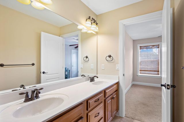 1703 Criswell Court, Soddy Daisy, TN 37379