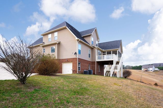 1703 Criswell Court, Soddy Daisy, TN 37379