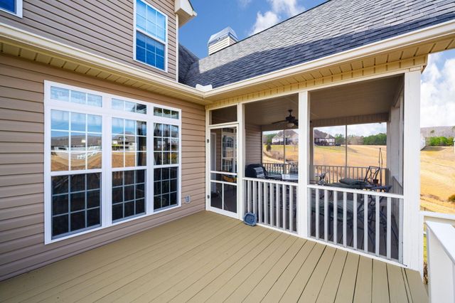 1703 Criswell Court, Soddy Daisy, TN 37379