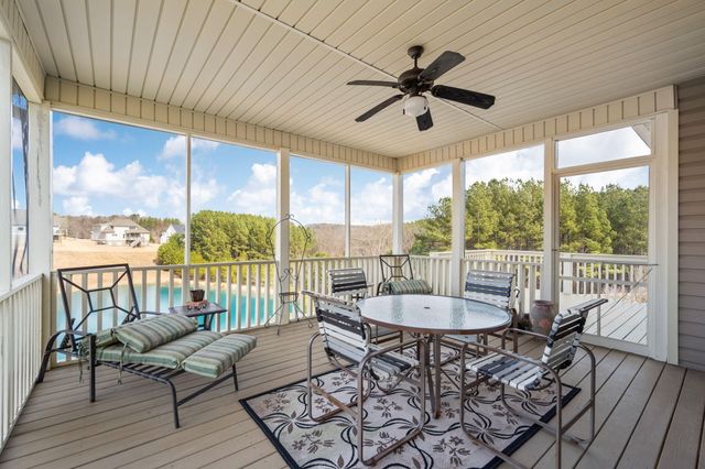 1703 Criswell Court, Soddy Daisy, TN 37379