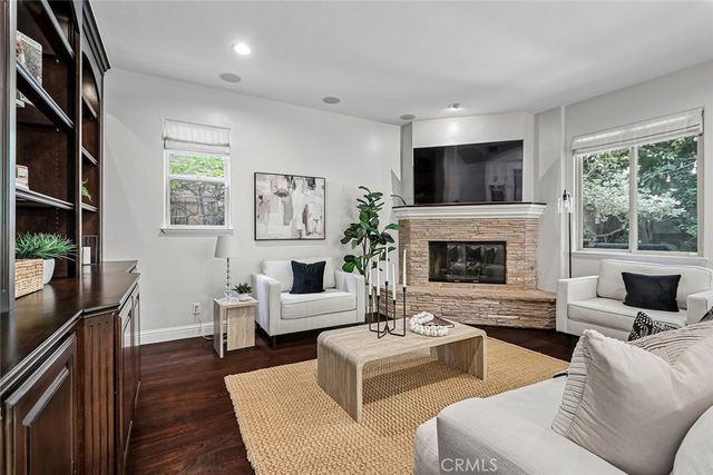 3005 N Poinsettia, Manhattan Beach, CA 90266