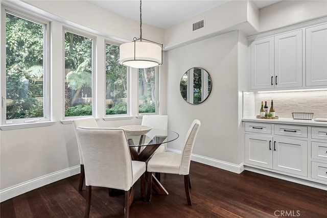 3005 N Poinsettia, Manhattan Beach, CA 90266
