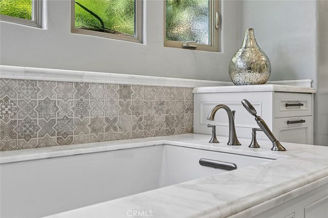3005 N Poinsettia, Manhattan Beach, CA 90266