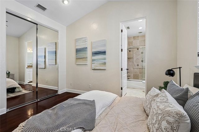 3005 N Poinsettia, Manhattan Beach, CA 90266