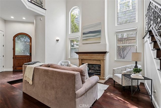 3005 N Poinsettia, Manhattan Beach, CA 90266