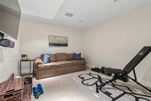 3005 N Poinsettia, Manhattan Beach, CA 90266