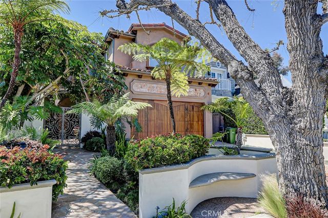 3005 N Poinsettia, Manhattan Beach, CA 90266