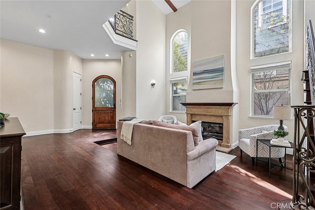 3005 N Poinsettia, Manhattan Beach, CA 90266