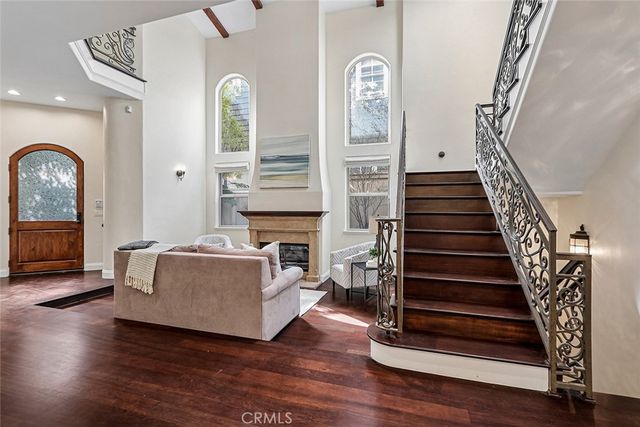 3005 N Poinsettia, Manhattan Beach, CA 90266
