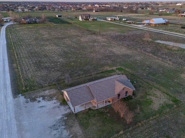 12370 Fm 2449, Ponder, TX 76259