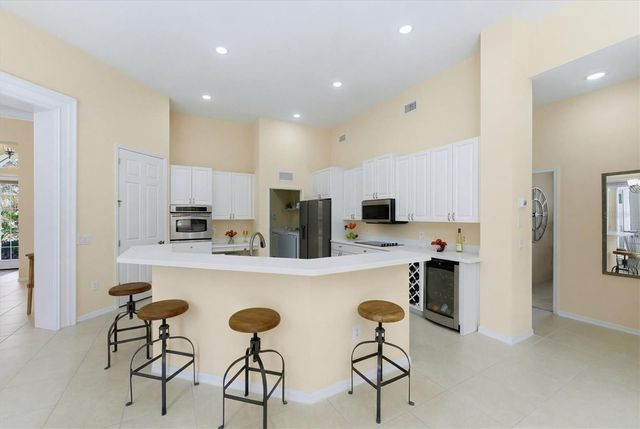 8115 8TH TERRACE NW, Bradenton, FL 34209