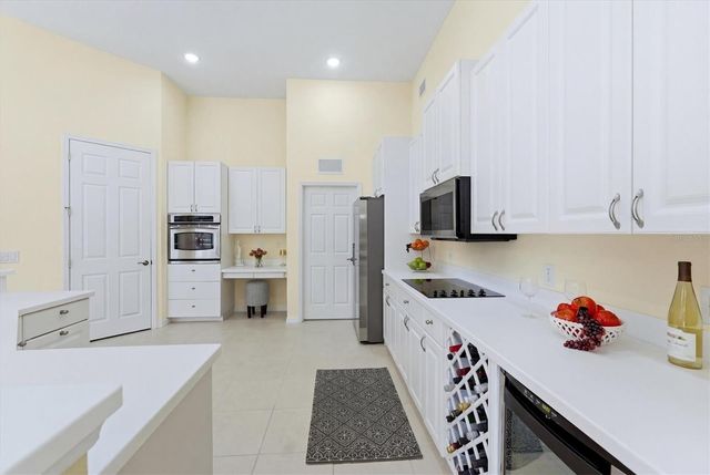 8115 8TH TERRACE NW, Bradenton, FL 34209