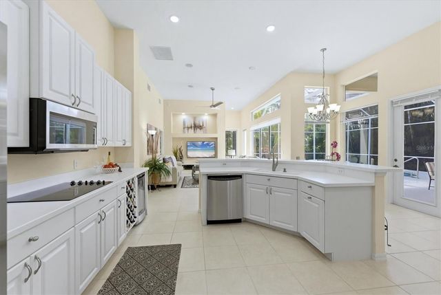 8115 8TH TERRACE NW, Bradenton, FL 34209