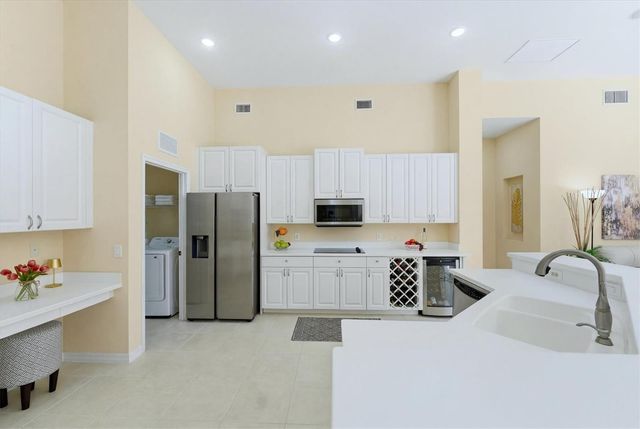 8115 8TH TERRACE NW, Bradenton, FL 34209