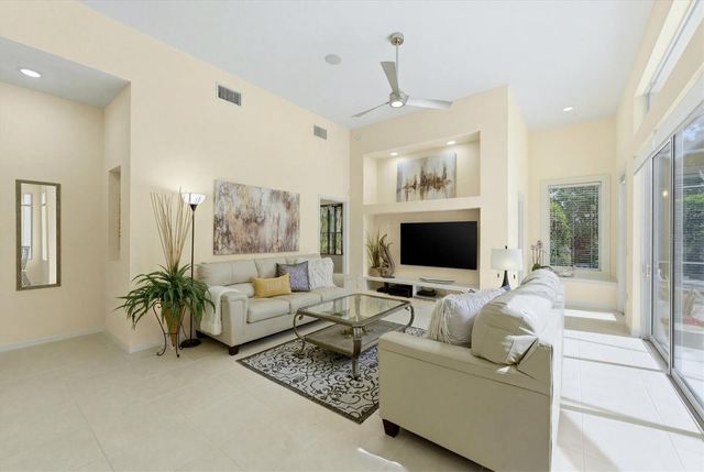 8115 8TH TERRACE NW, Bradenton, FL 34209