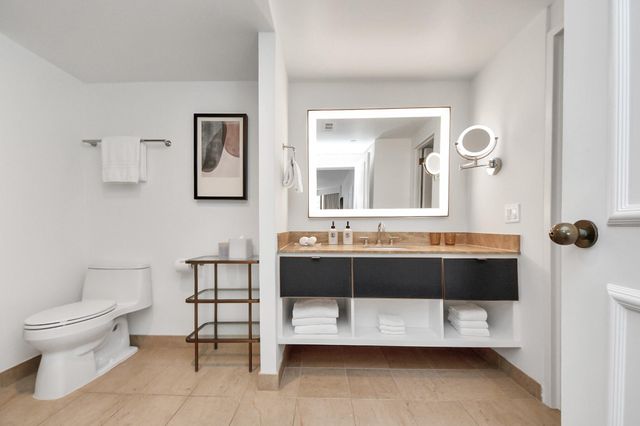 1300 Lamar Street S3, Houston, TX 77010