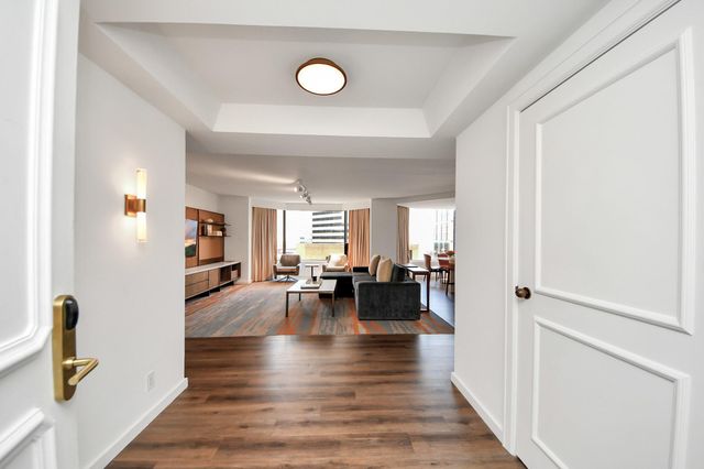 1300 Lamar Street S3, Houston, TX 77010