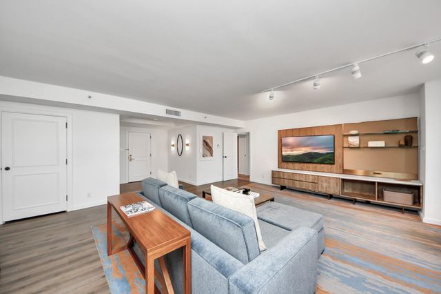 1300 Lamar Street S3, Houston, TX 77010