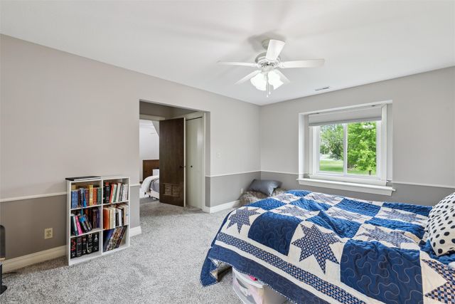 1080 NE 18th Street, Ankeny, IA 50021