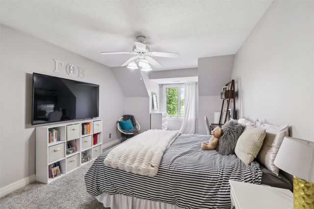 1080 NE 18th Street, Ankeny, IA 50021