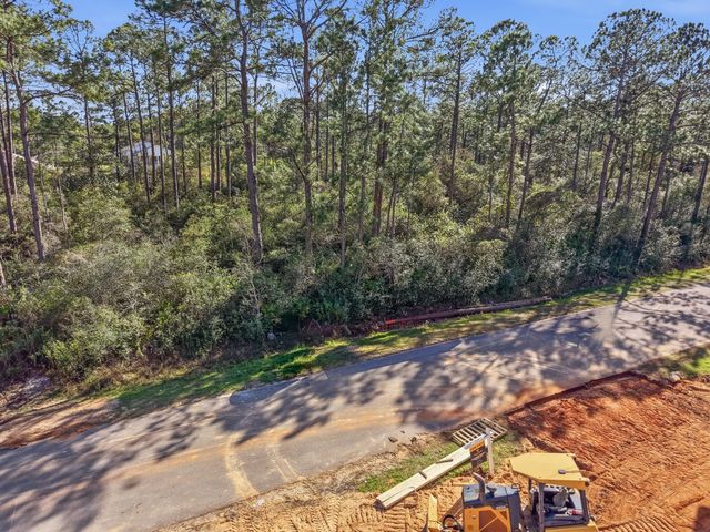 8103 Miranda Street, Navarre, FL 32566