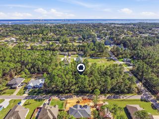8103 Miranda Street, Navarre, FL 32566