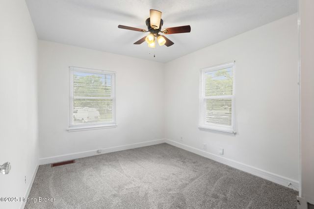 4107 Hillview Ave, Louisville, KY 40216