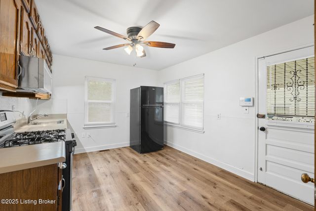 4107 Hillview Ave, Louisville, KY 40216
