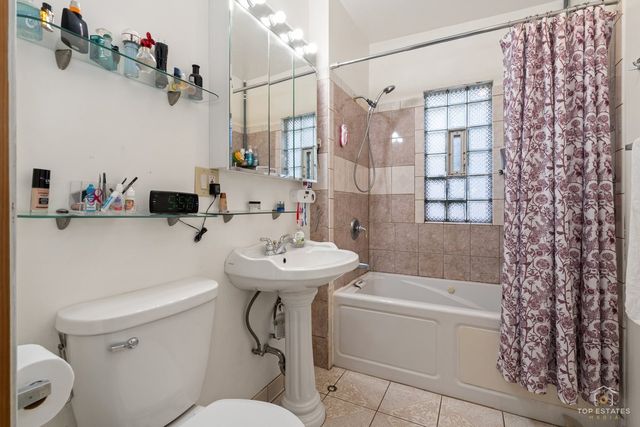 4019 N Bernard Street, Chicago, IL 60618