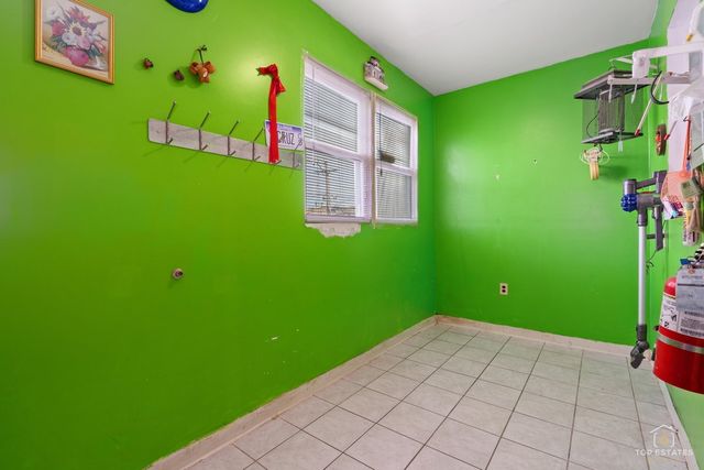4019 N Bernard Street, Chicago, IL 60618