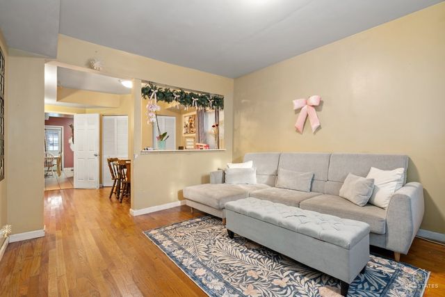 4019 N Bernard Street, Chicago, IL 60618