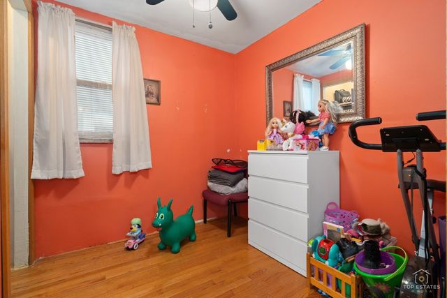 4019 N Bernard Street, Chicago, IL 60618